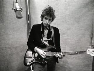 SMITHSONIAN MAGAZINE • Follow Bob Dylan’s Footsteps Through Minnesota and New York